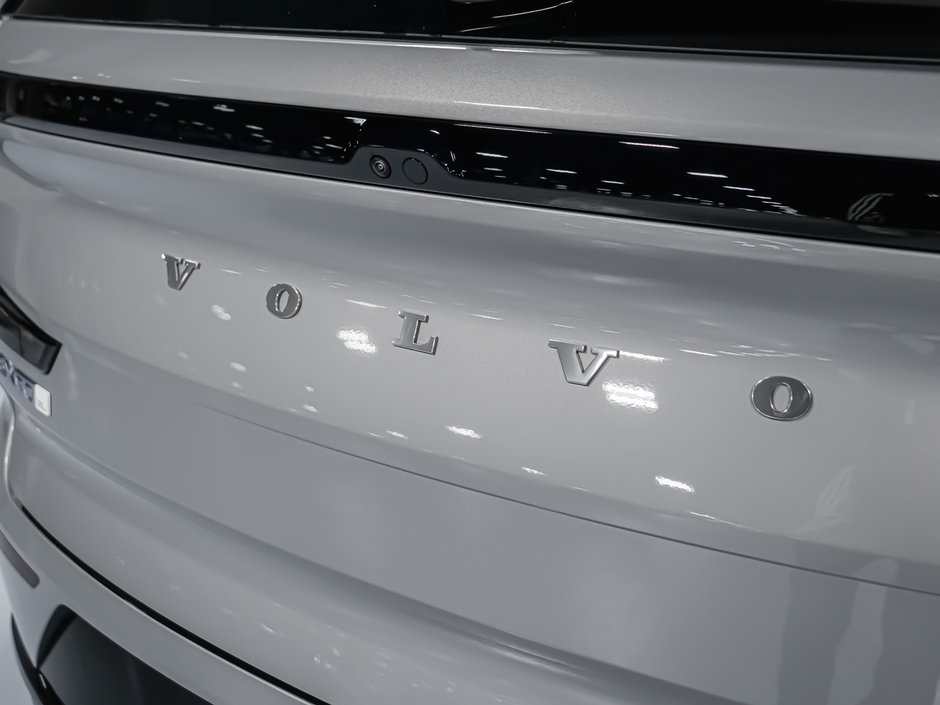 2025 Volvo EX90 Ultra 7-Passenger-15