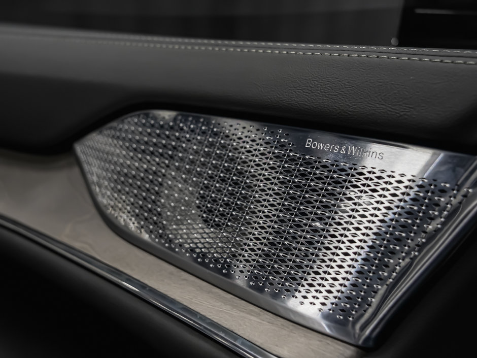 2025 Volvo EX90 Ultra 7-Passenger-32