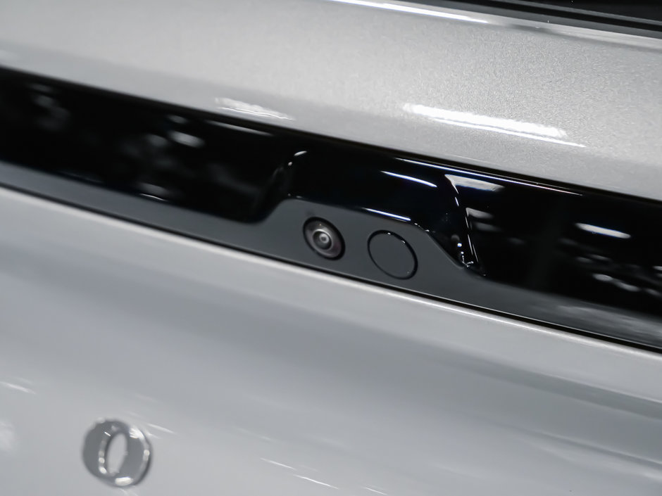 2025 Volvo EX90 Ultra 7-Passenger-14