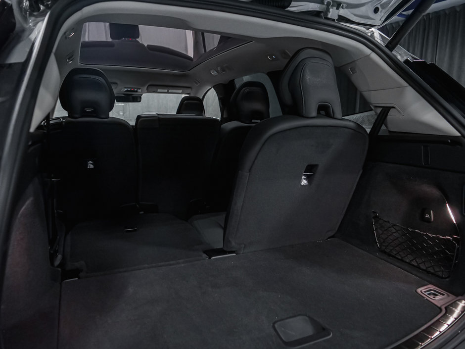 2025 Volvo EX90 Ultra 7-Passenger-17