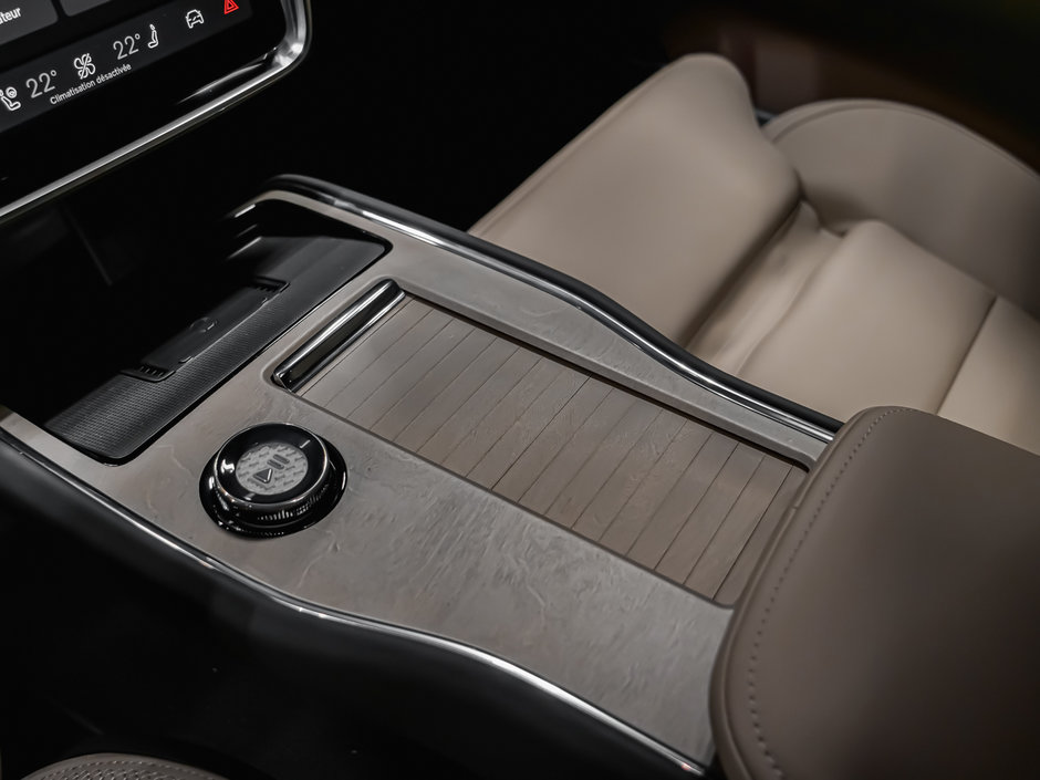 2025 Volvo EX90 Ultra 6-Passenger-38
