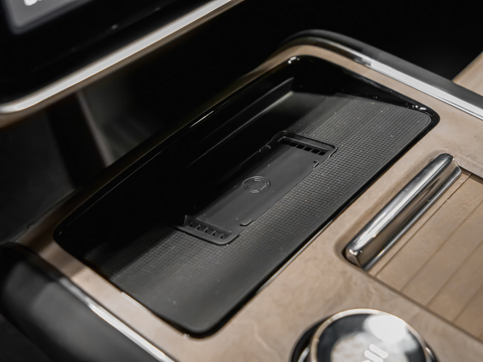 2025 Volvo EX90 Ultra 6-Passenger-39