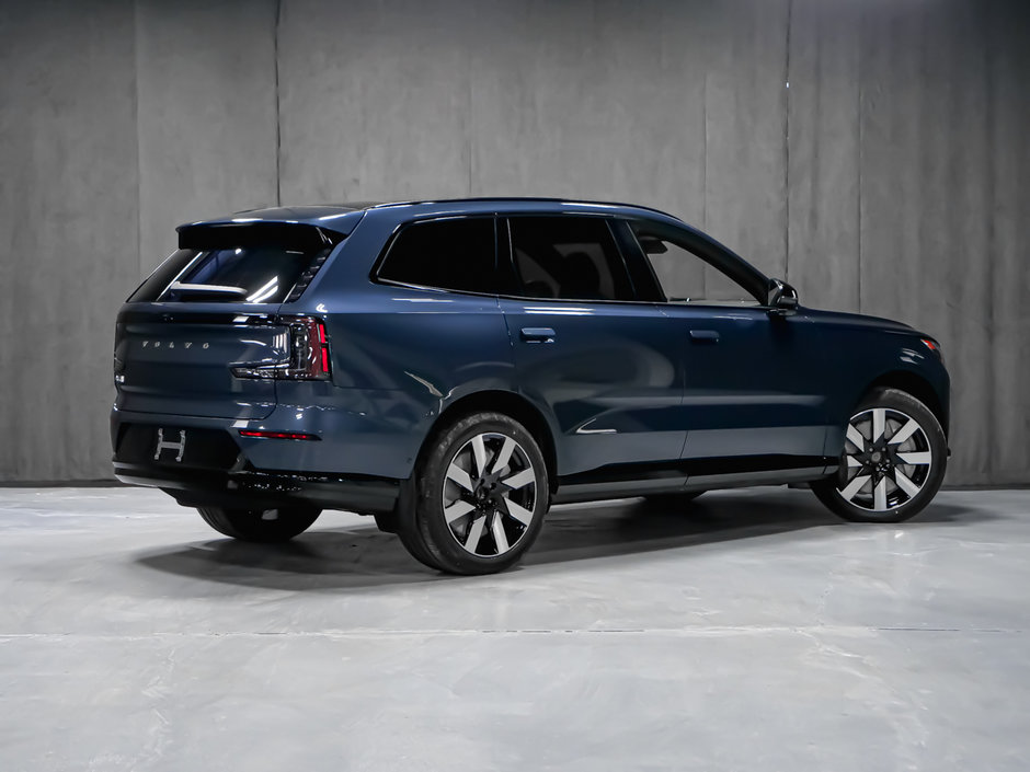 2025 Volvo EX90 Plus 7-Passenger-5