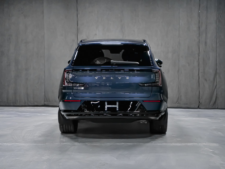 2025 Volvo EX90 Plus 7-Passenger-6