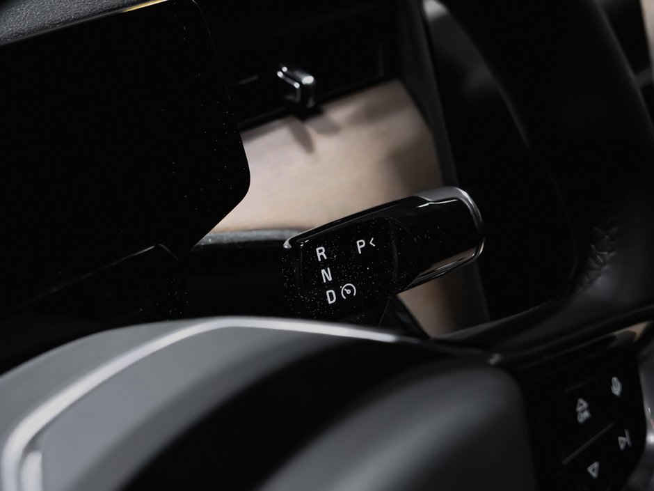 Volvo EX90 Ultra 7-Passenger 2025-13