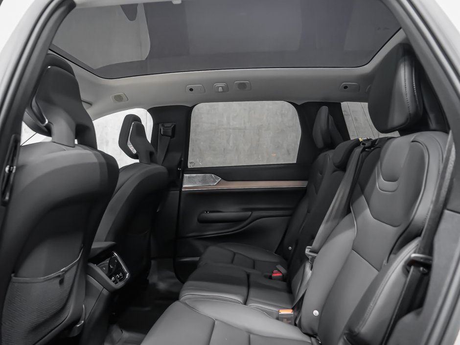 Volvo EX90 Ultra 7-Passenger 2025-27