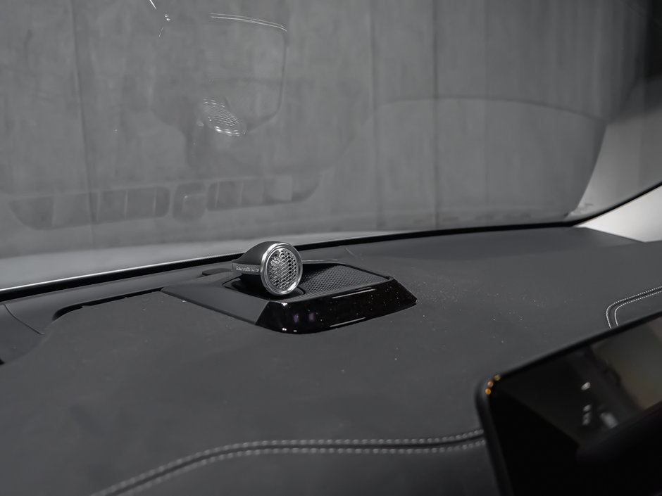 Volvo EX90 Ultra 7-Passenger 2025-16