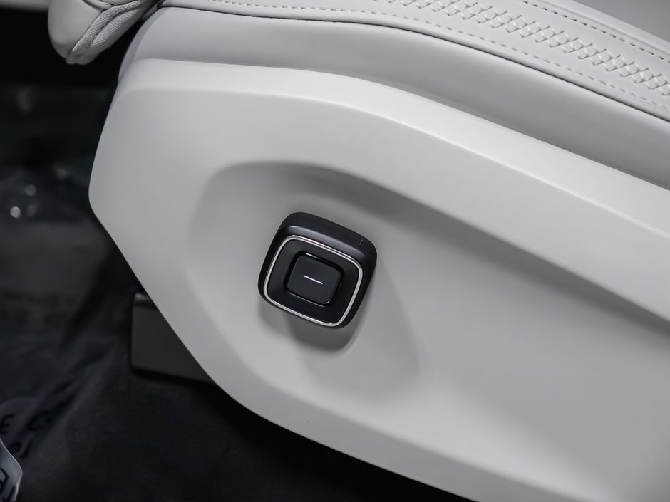 2025 Volvo EX90 ULTRA MAGS 22PO BOWER WIKINS-25