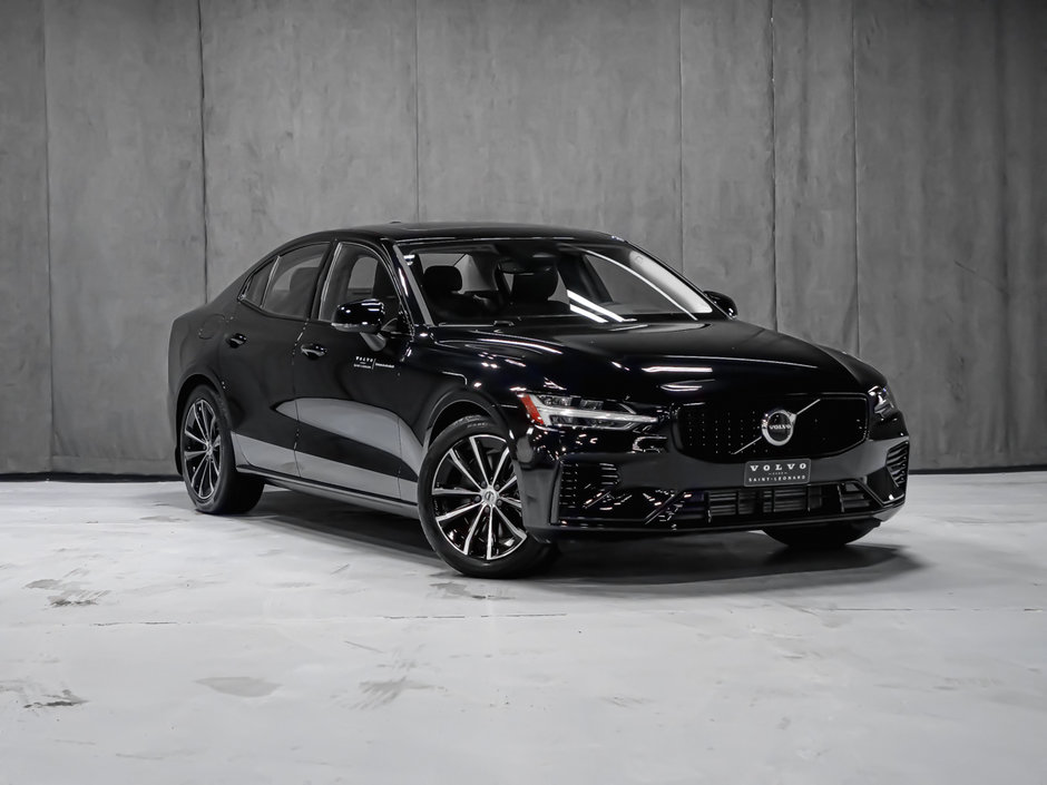 Volvo S60 Plug-In Hybrid Core Dark 2025-2