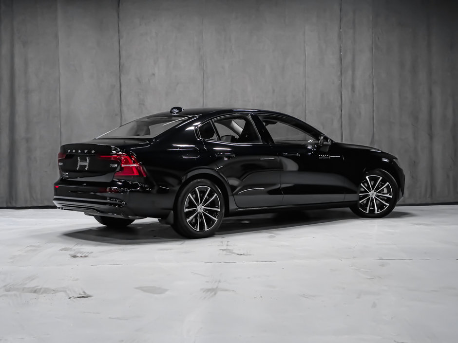 Volvo S60 Plug-In Hybrid Core Dark 2025-4