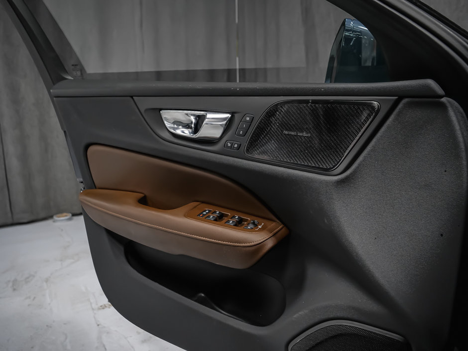 2022 Volvo S60 B5 INSCRIPTION ADVANCED CLIMATE-9