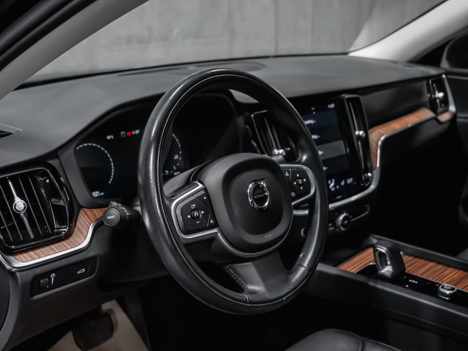 2022 Volvo S60 B5 PREMIUM CLIMATE-8