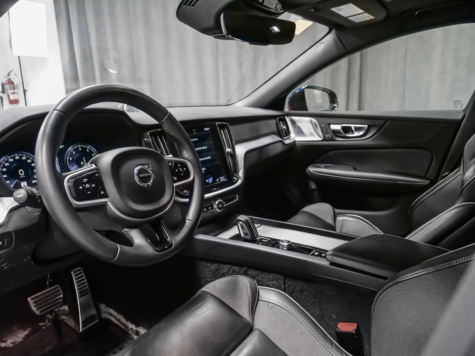 2022 Volvo S60 B5 R-DESIGN ADVANCED CLIMATE BOWERS-1