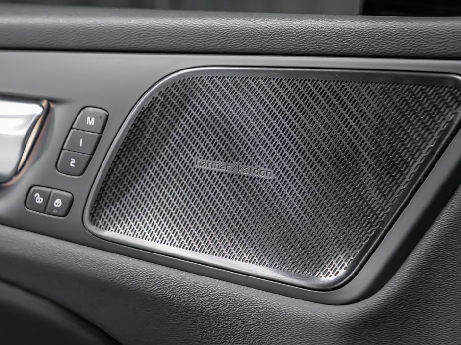 Volvo S60 B5 PLUS DARK 2023-11