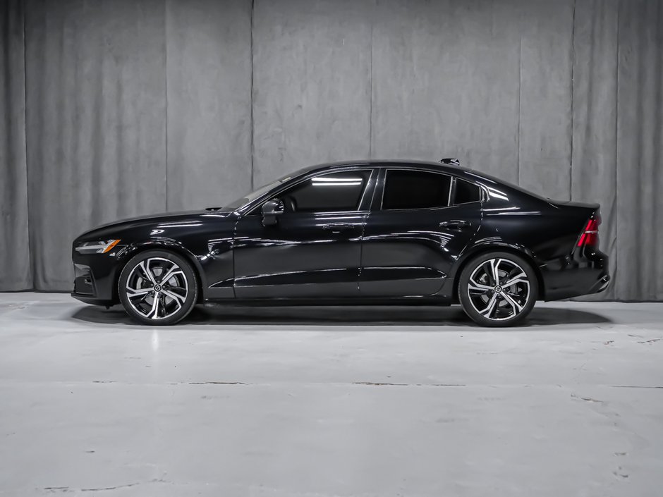 Volvo S60 B5 PLUS DARK 2023-4