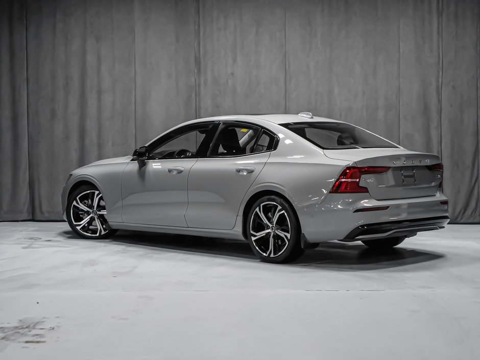 Volvo S60 B5 ULTIMATE DARK HARMAN 2024-2