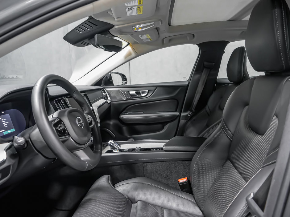 Volvo S60 B5 ULTIMATE DARK 2024-9