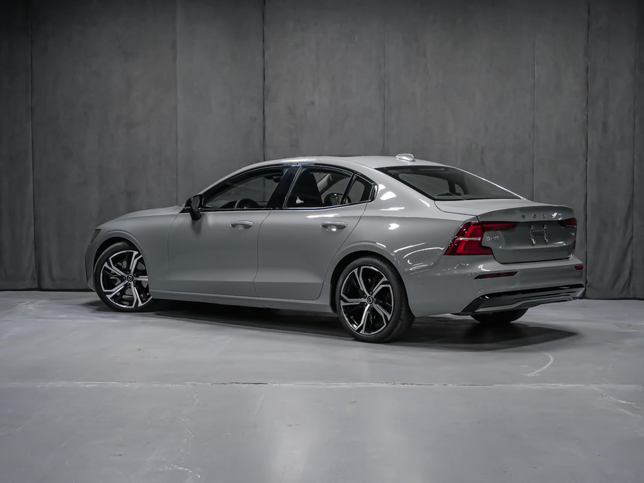 Volvo S60 B5 ULTIMATE DARK 2024-2