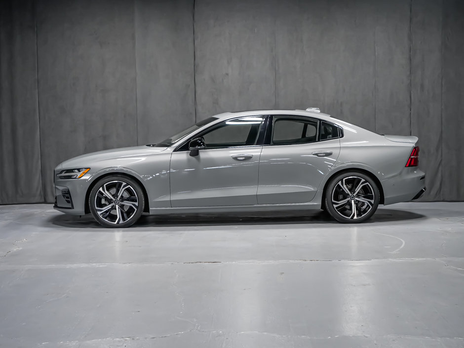 Volvo S60 B5 ULTIMATE DARK 2024-4