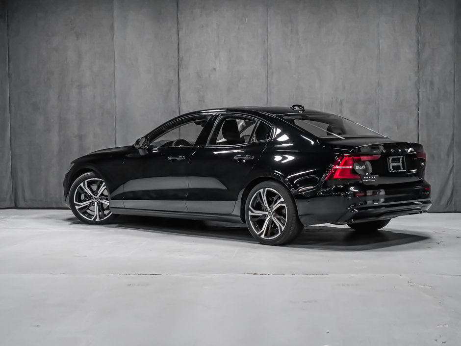Volvo S60 B5 ULTIMATE DARK 2024-3