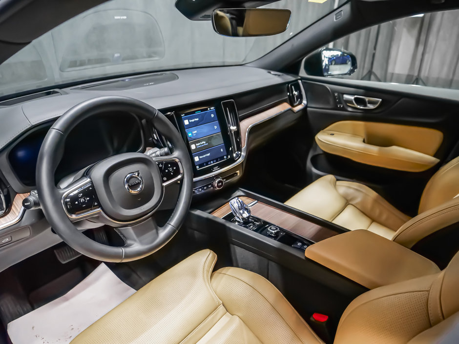 Volvo S60 B5 ULTIMATE DARK 2024-6