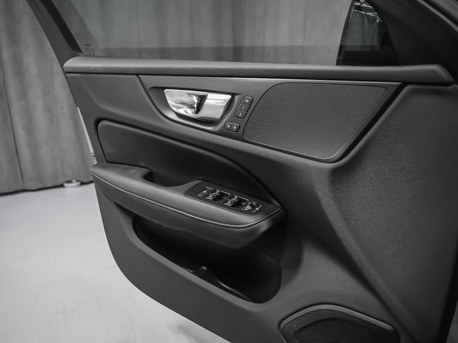 2024 Volvo S60 B5 CORE DARK CLIMATE-11