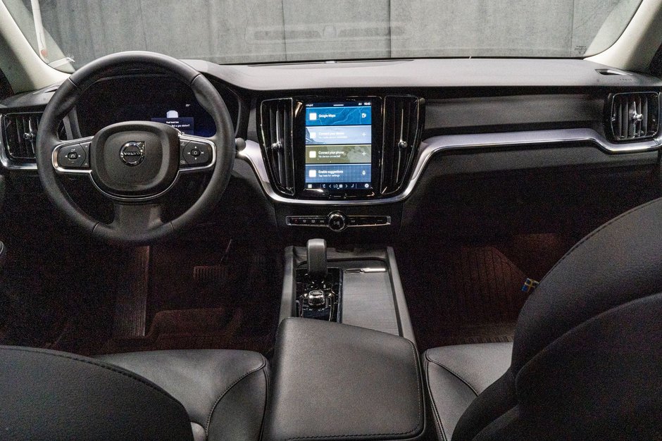 2024 Volvo S60 B5 CORE DARK CLIMATE-9
