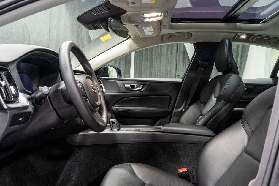 2024 Volvo S60 B5 CORE DARK CLIMATE-12