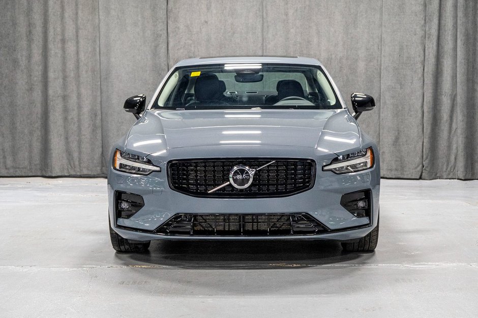 2024 Volvo S60 B5 CORE DARK CLIMATE-1