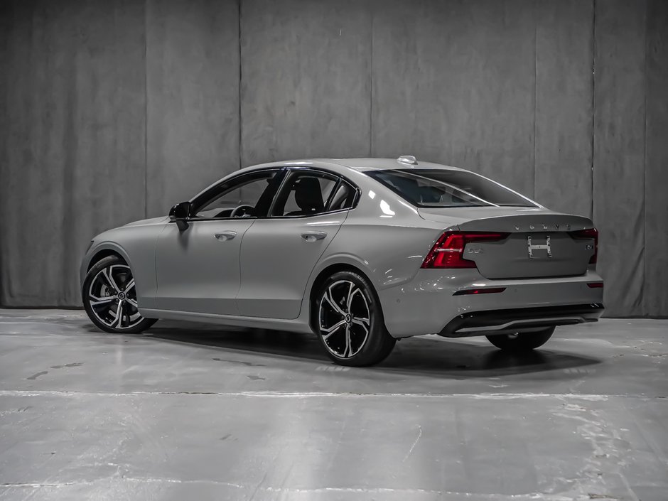 2024 Volvo S60 B5 PLUS DARK CLIMATE-3