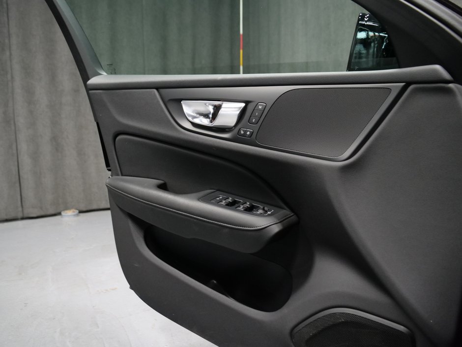 Volvo S60 B5 PLUS DARK CLIMATE 2024-9