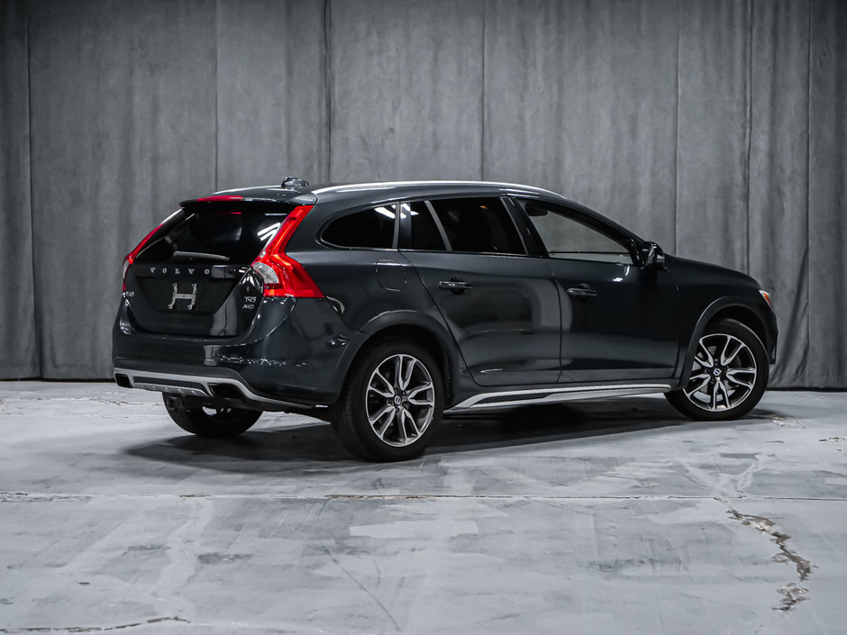 Volvo V60 Cross Country T5 2015-4