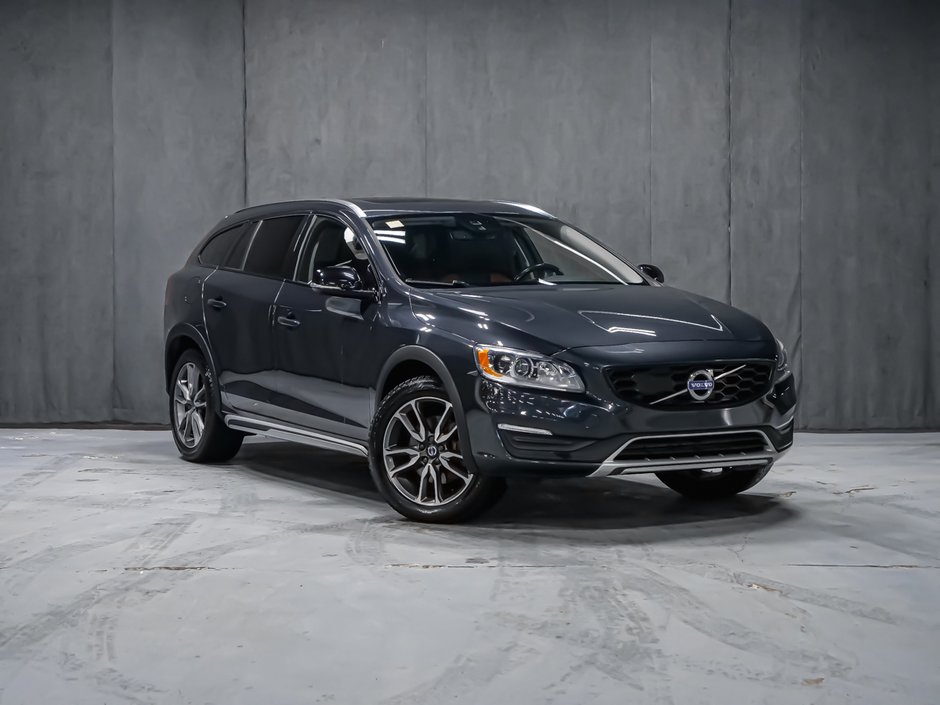2018 Volvo V60 Cross Country PREMIER-1
