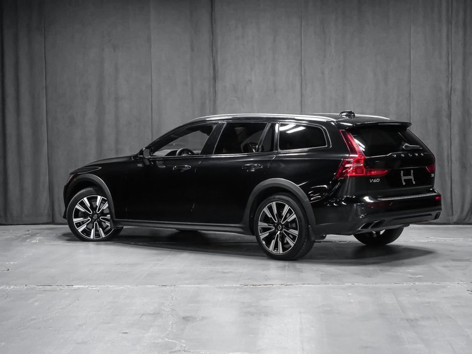 2020 Volvo V60 Cross Country-2