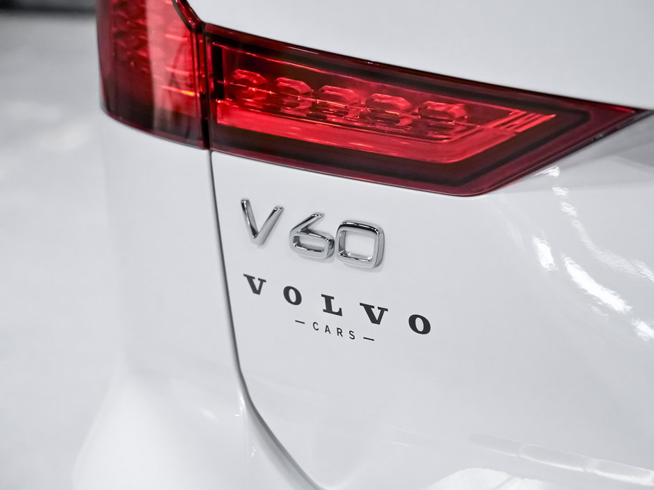 2021 Volvo V60 Cross Country T5 PREMIUM CLIMATE PACKAGE-9