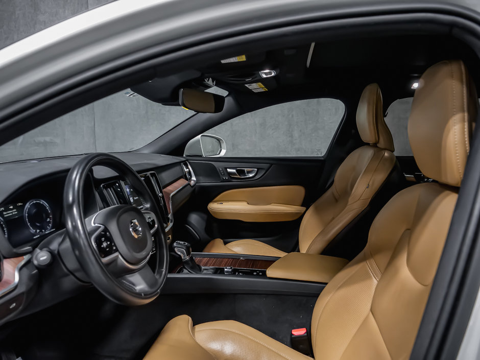 2021 Volvo V60 Cross Country-10