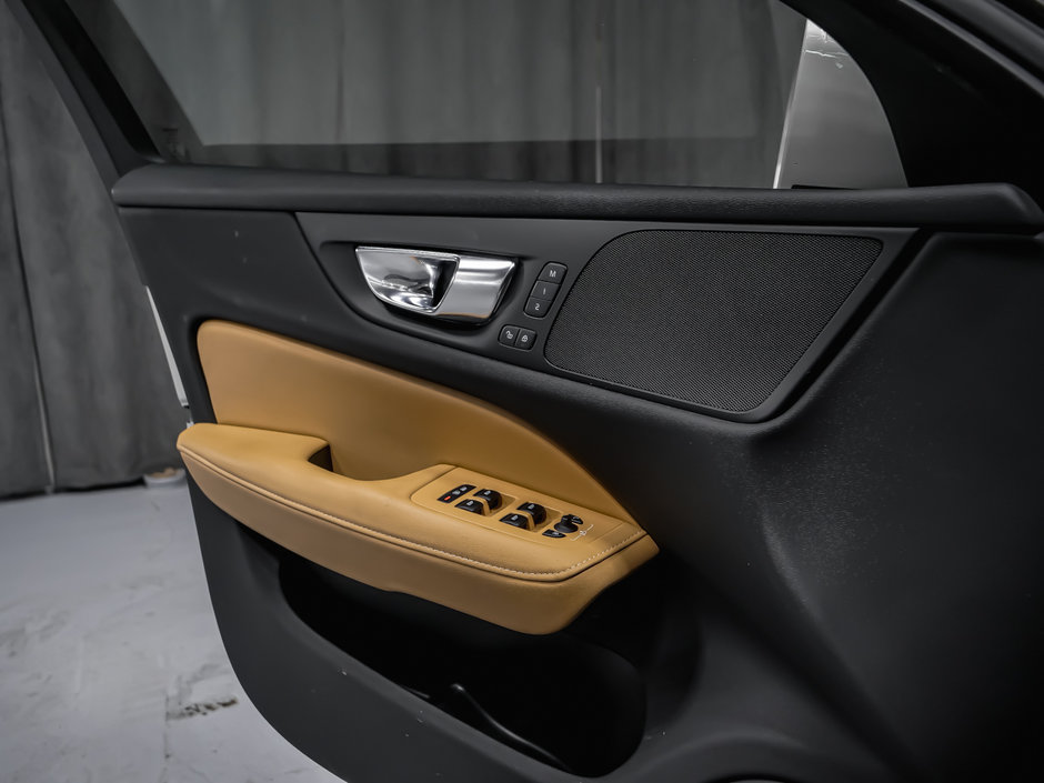 2021 Volvo V60 Cross Country-9