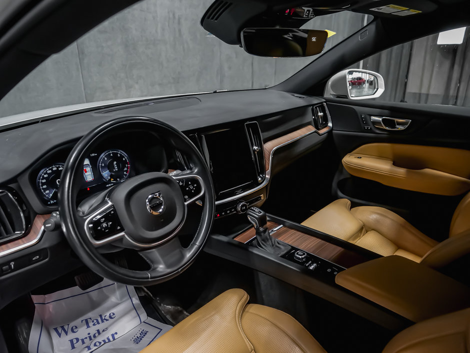 2021 Volvo V60 Cross Country-6