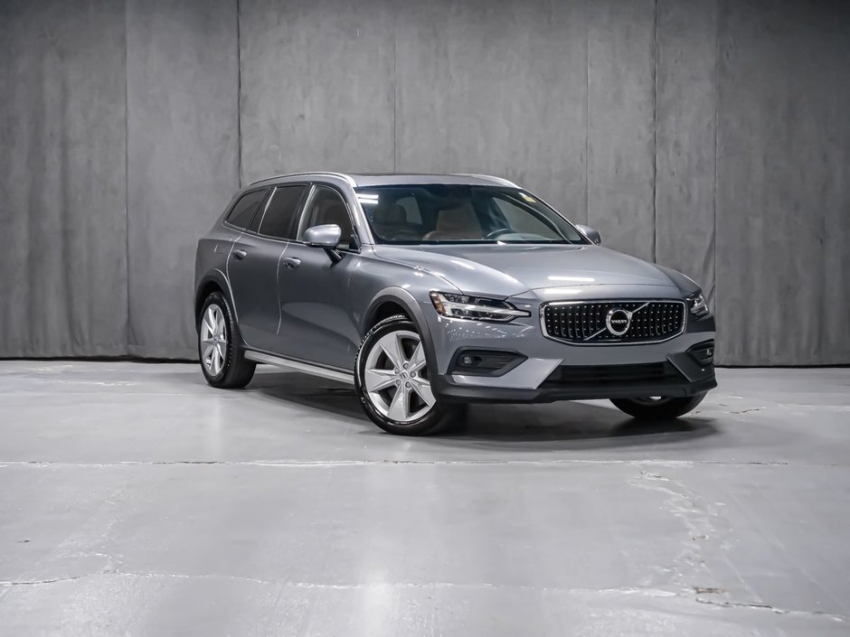 Volvo V60 Cross Country LOUNGE CLIMATE PREMIUM HARMAN 2021-1