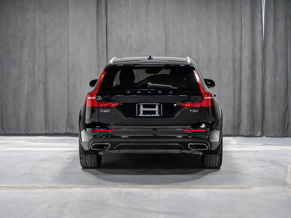 Volvo V60 Cross Country T5 CLIMATE PREMIUM ADVANCED 2022-4