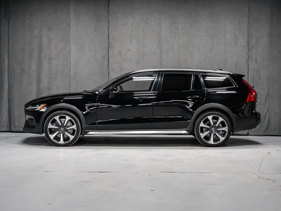 2023 Volvo V60 Cross Country B5 ULTIMATE POLESTAR-4