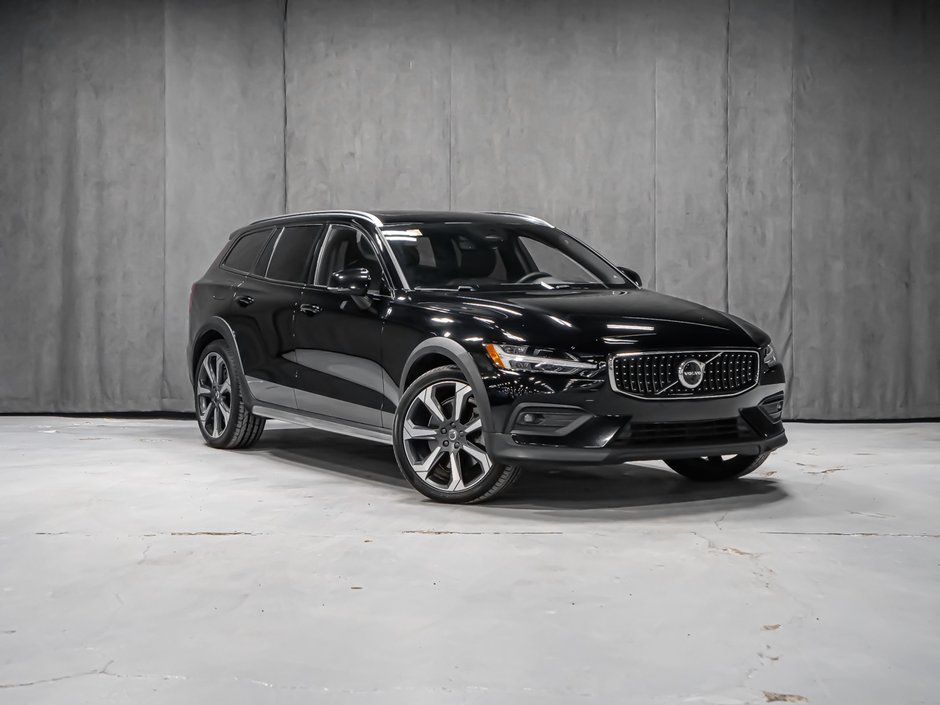 2023 Volvo V60 Cross Country B5 ULTIMATE POLESTAR-1