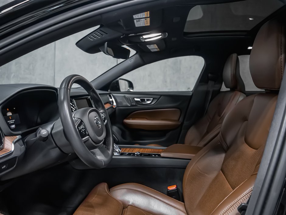 2023 Volvo V60 Cross Country B5 ULTIMATE POLESTAR-13
