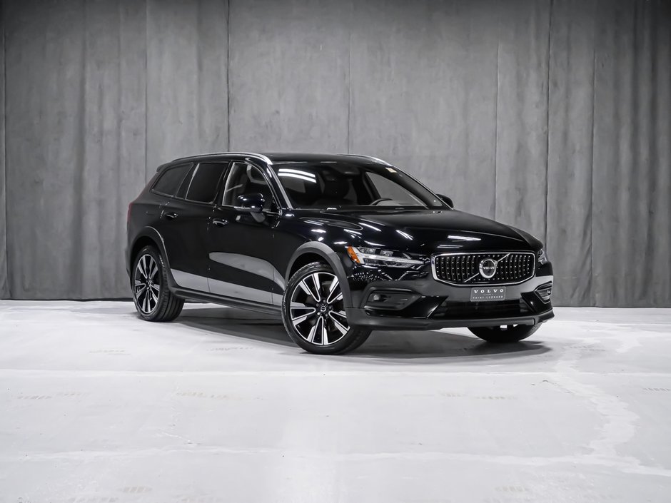 2023 Volvo V60 Cross Country B5 PLUS CLIMATE-1