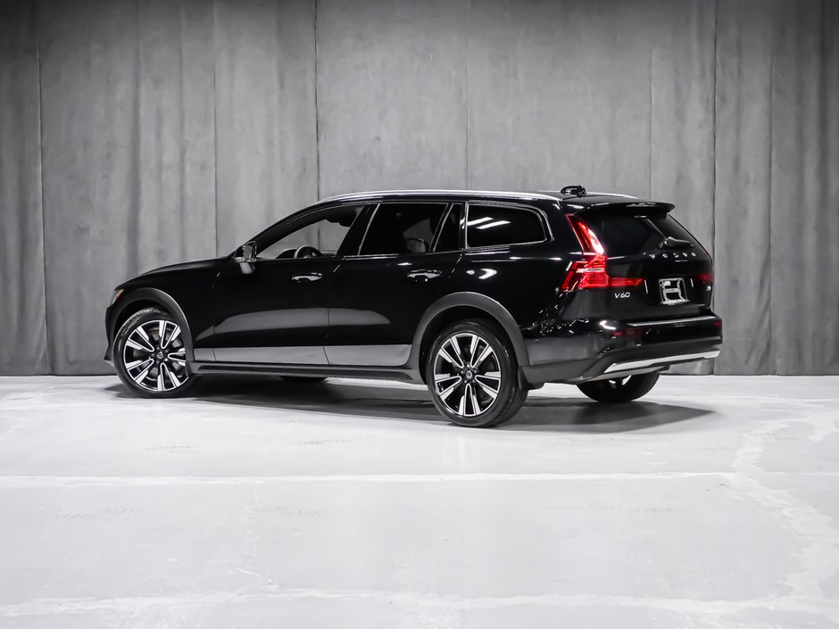 2023 Volvo V60 Cross Country B5 PLUS CLIMATE-3