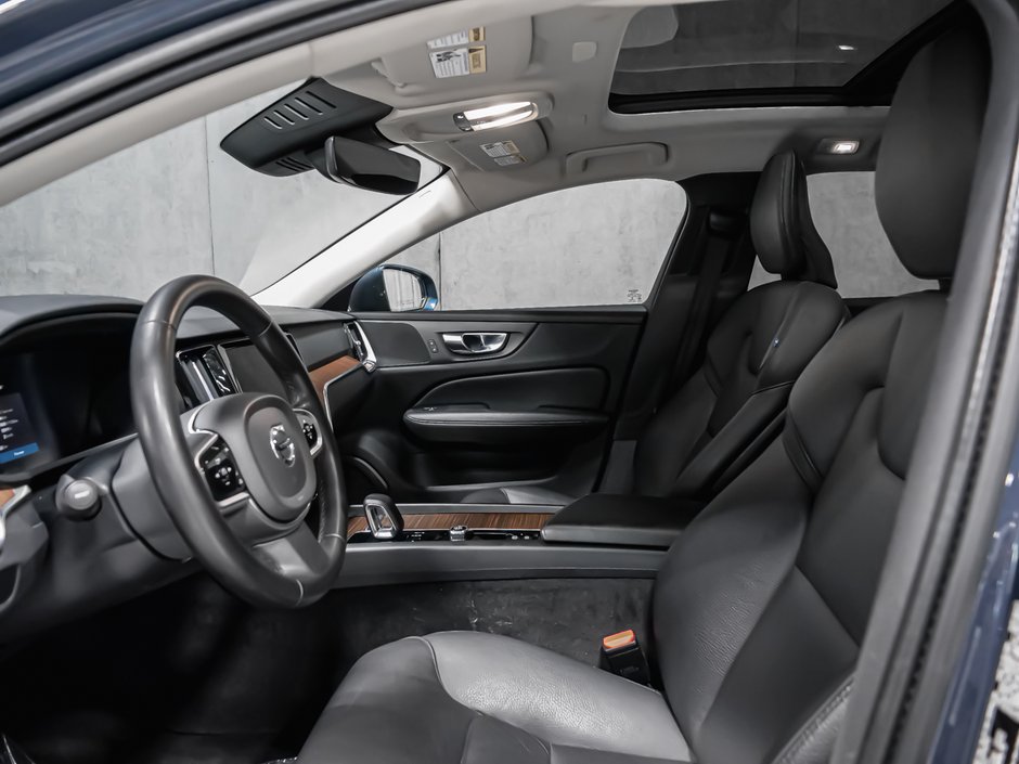 2023 Volvo V60 Cross Country B5 CORE CLIMATE-11