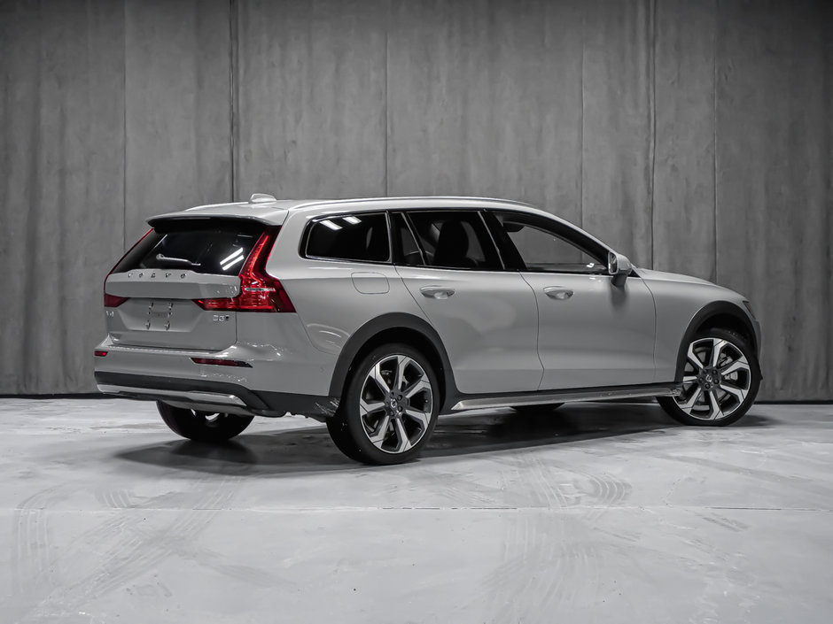 Volvo V60 Cross Country ULTIMATE 2024-4