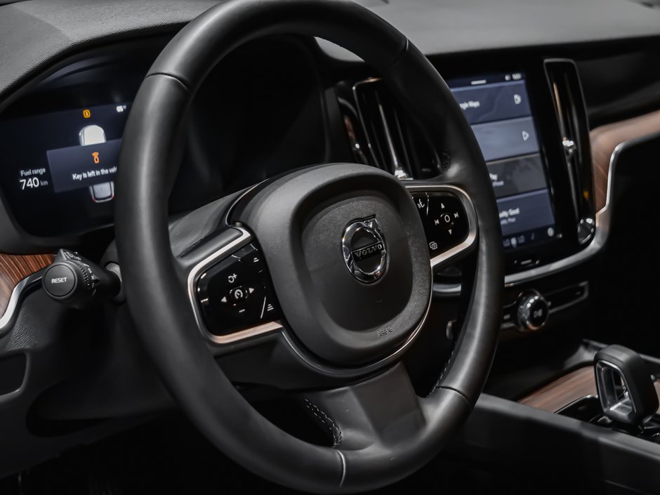 Volvo V60 Cross Country B6 PLUS CLIMATE 2025-8