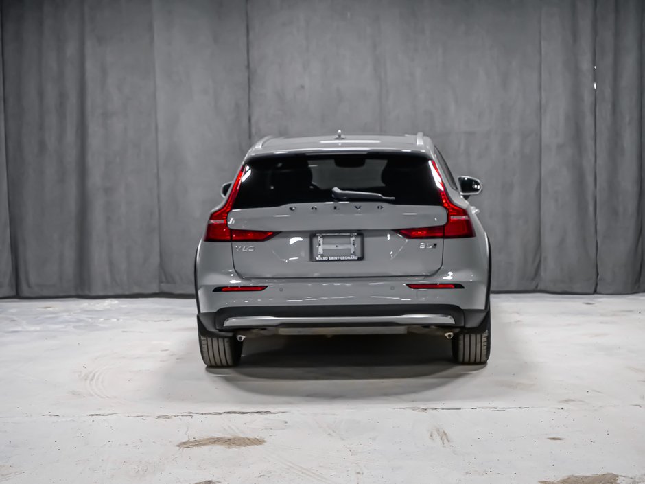Volvo V60 Cross Country B5 PLUS CLIMATE 2025-5