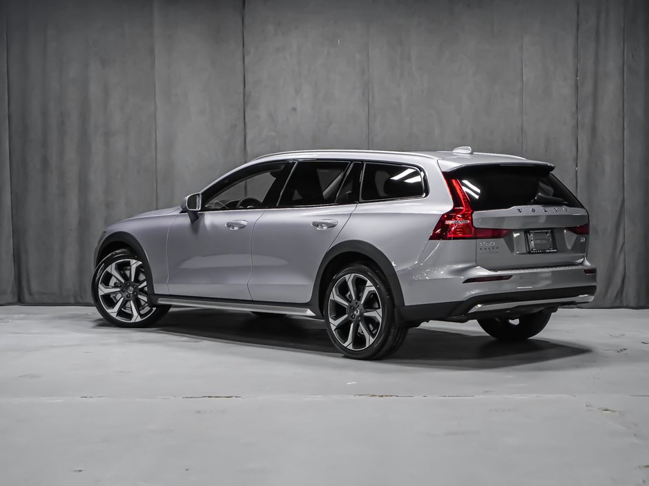 2026 Volvo V60 Cross Country Ultra-4